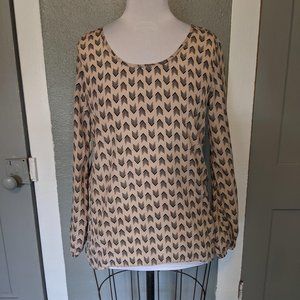 Maurices black and tan long sleeved scoop neck top S